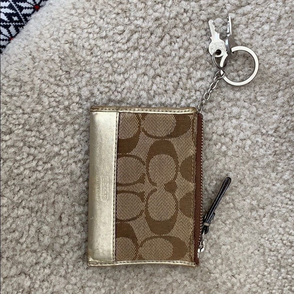 Coach Keychain Wallet - Picture 3 of 3